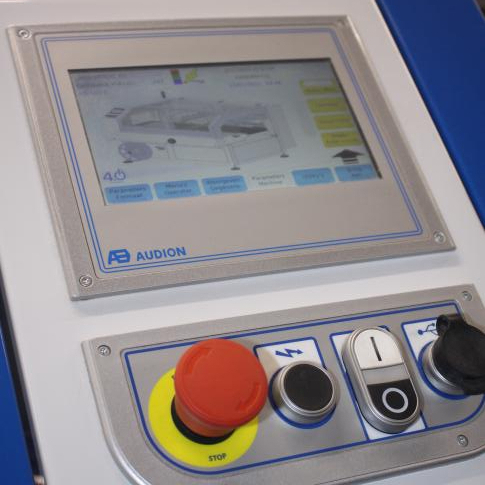Touchscreen bedieningspaneel van de Audion CS Matic 100 krimpverpakkingsmachine